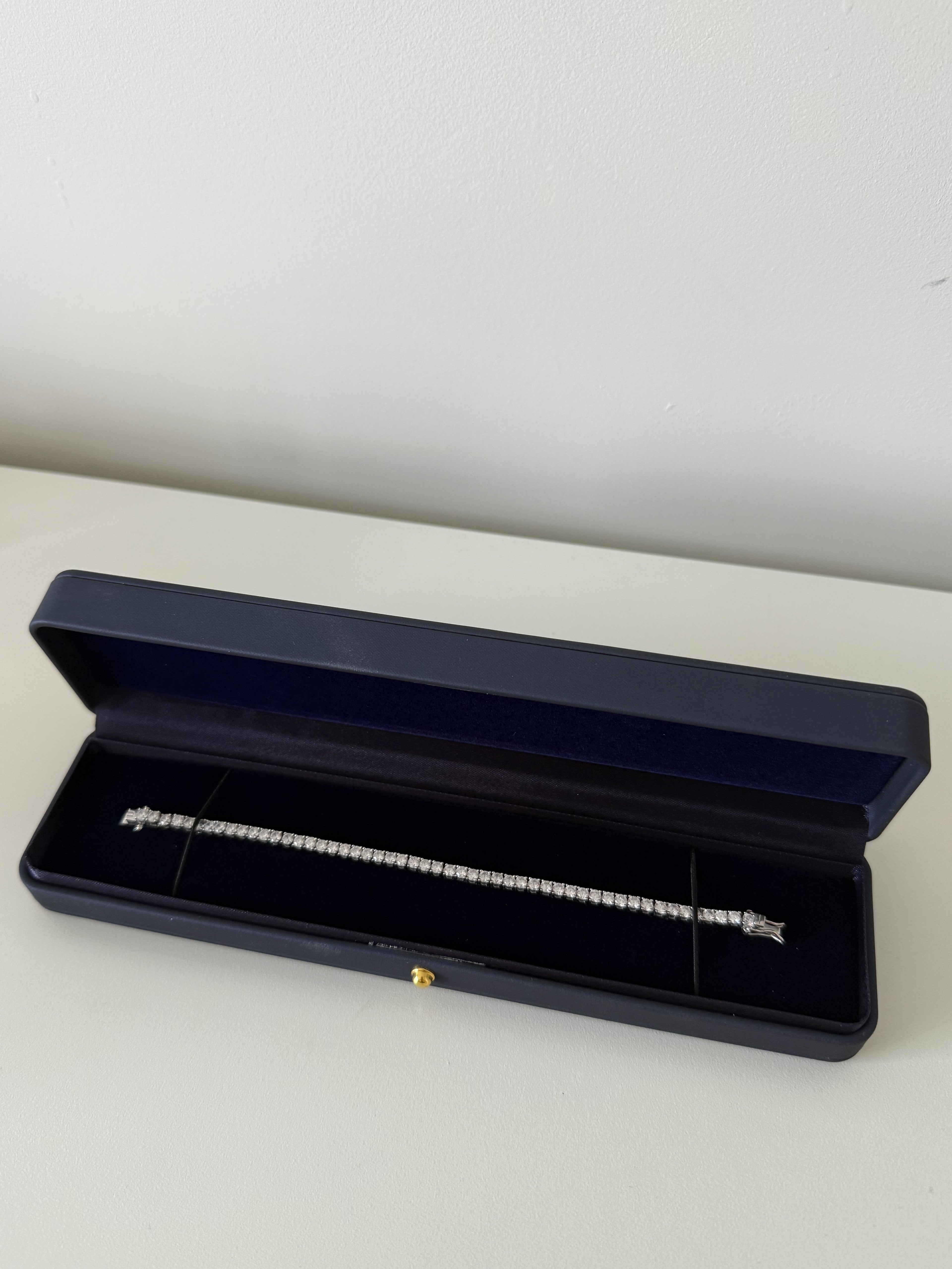 Kia Tennis Bracelet - Silver