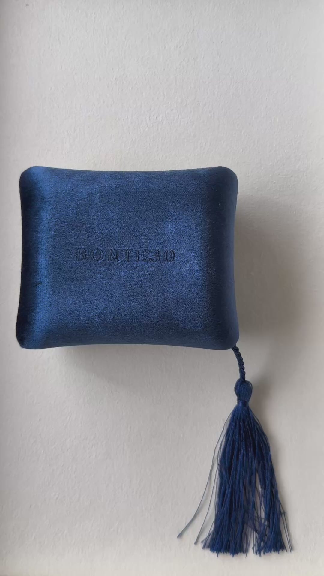 Luna Bangle - Silver