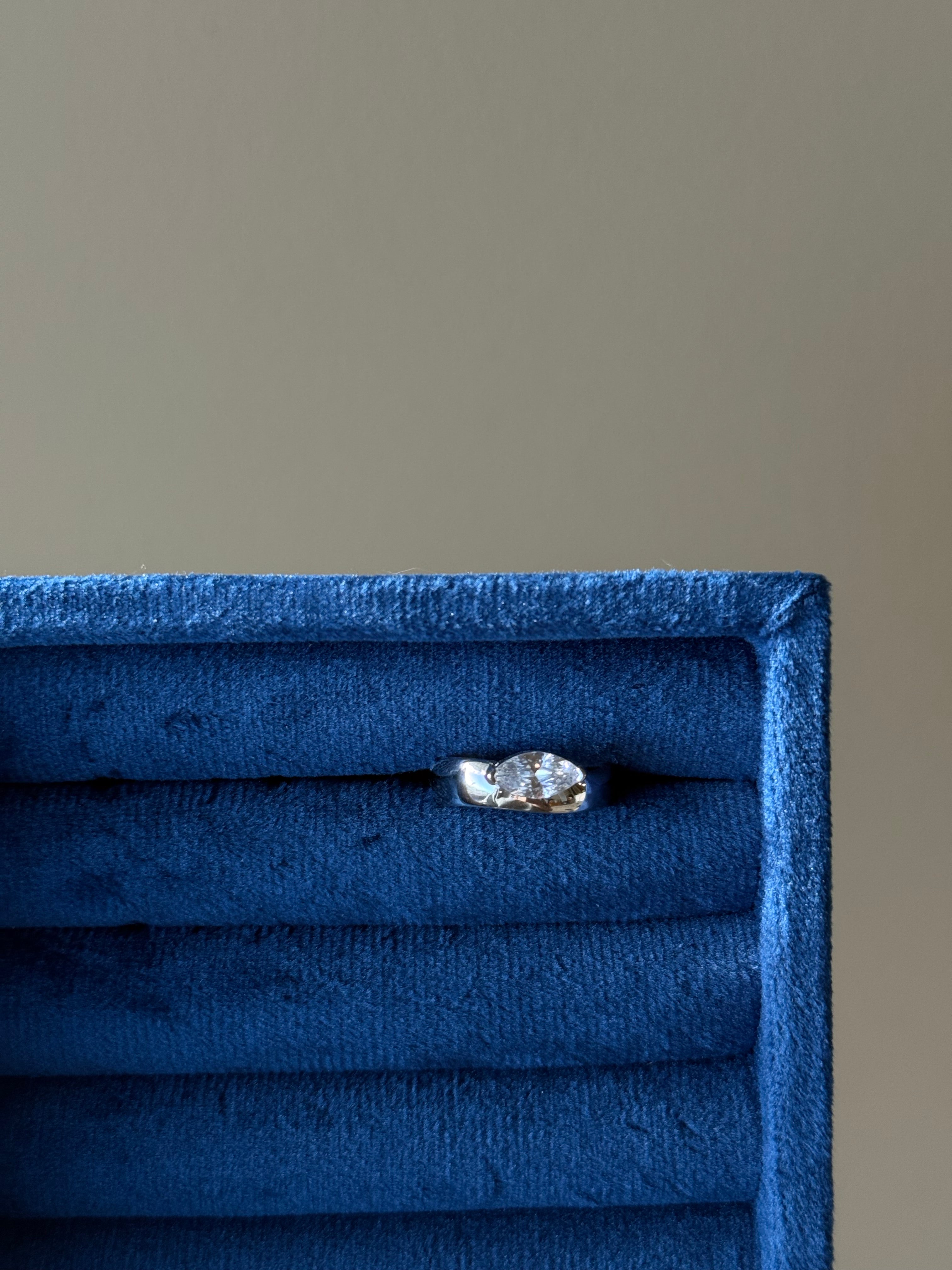 Aria Pinky Ring - Silver