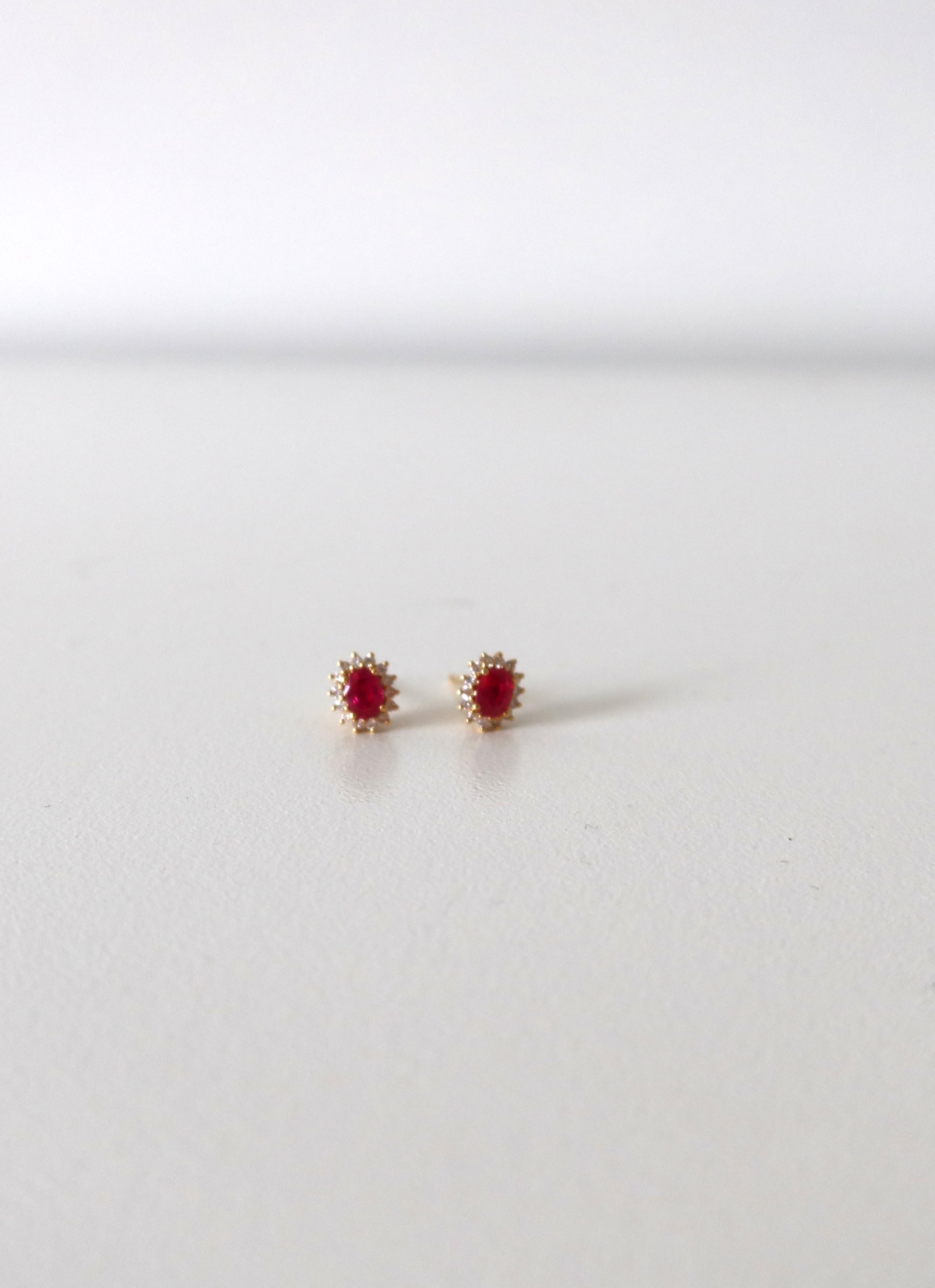 Elizabeth Earrings - 18k Yellow Gold