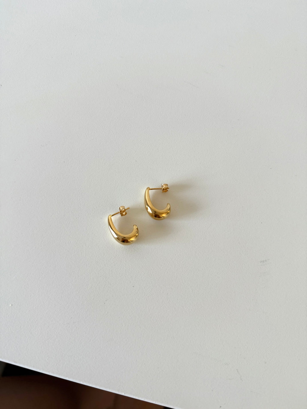 Isabella Teardrop Earrings - Gold Vermeil