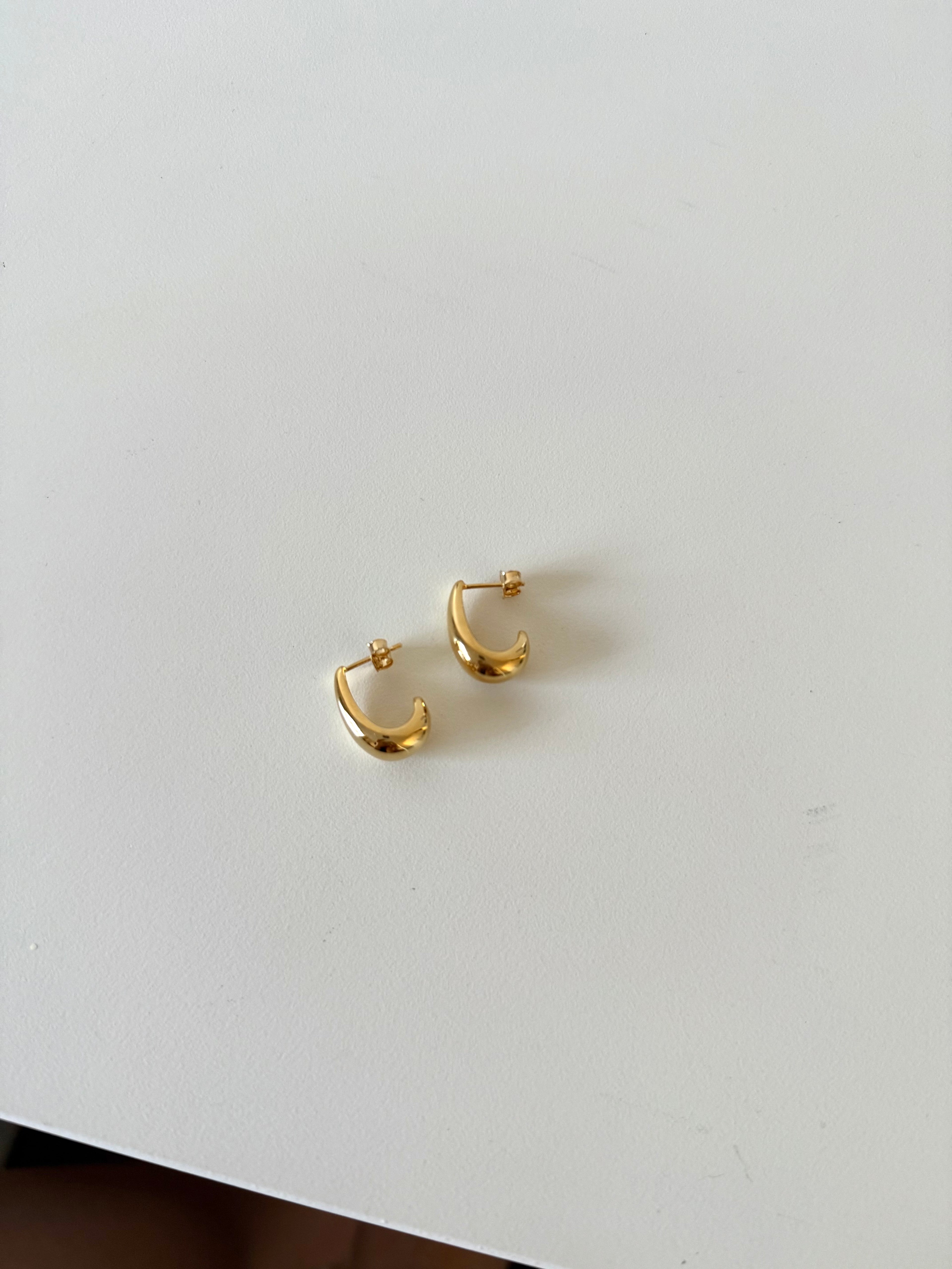 Isabella Teardrop Earrings - Gold Vermeil