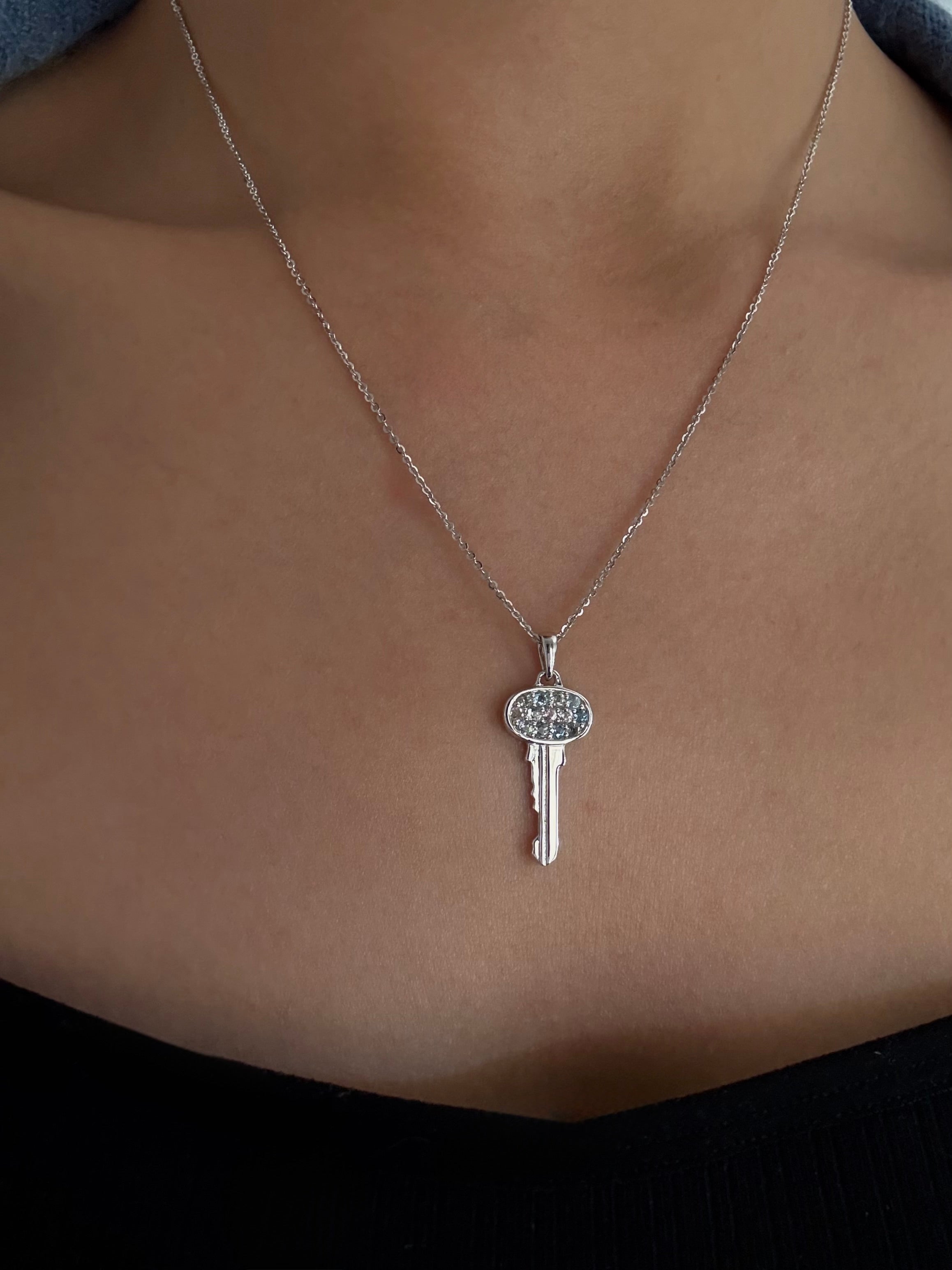 Clé Necklace - Silver