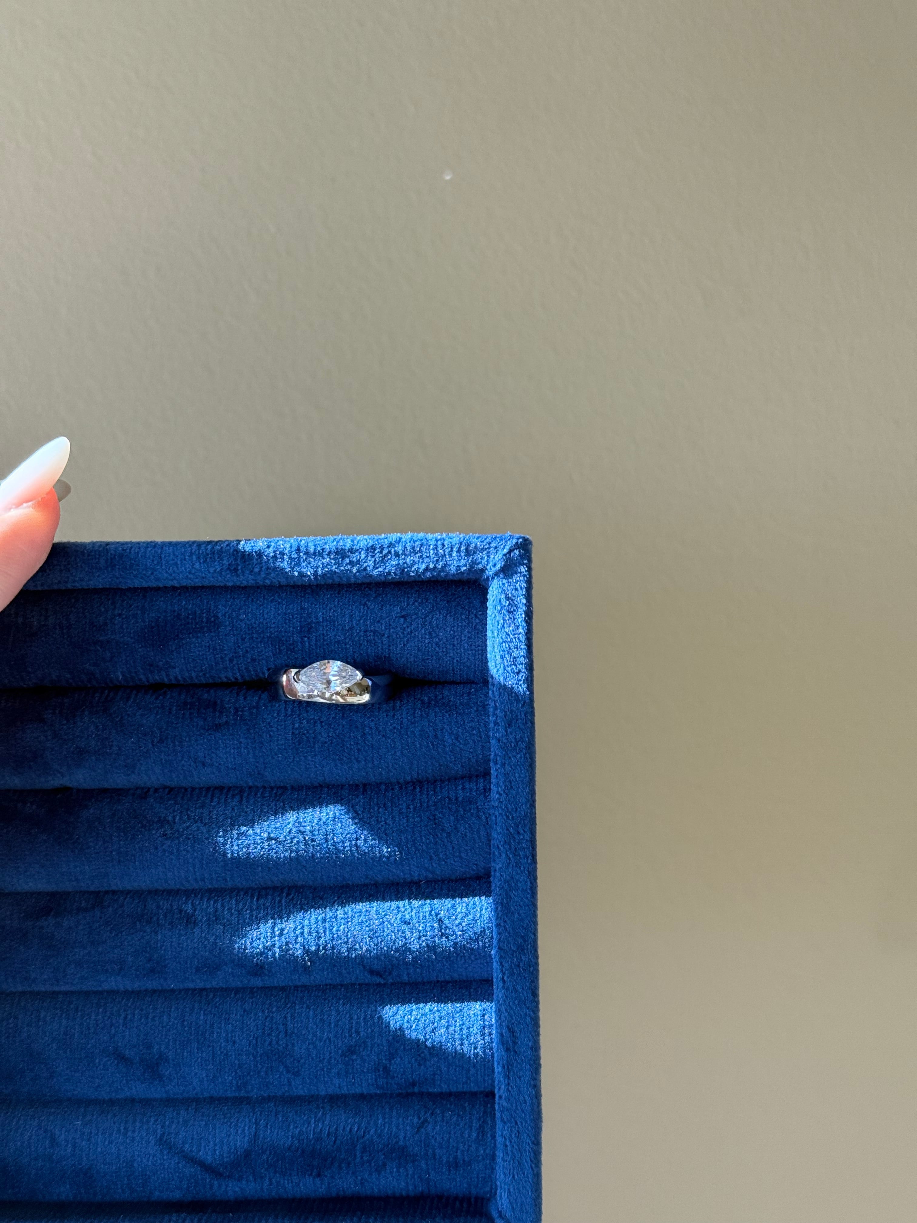 Aria Pinky Ring - Silver