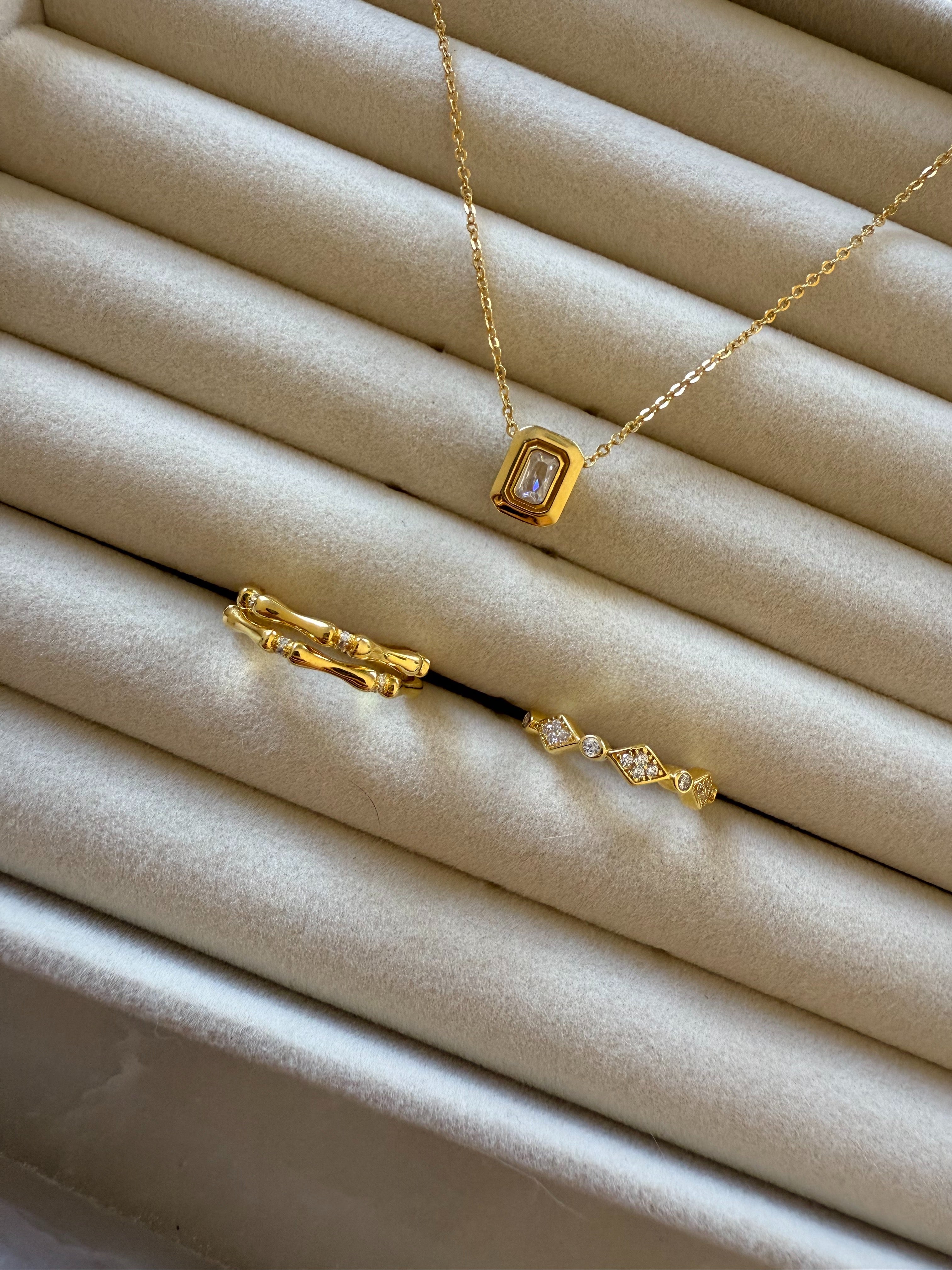 Giselle Necklace - Gold plated