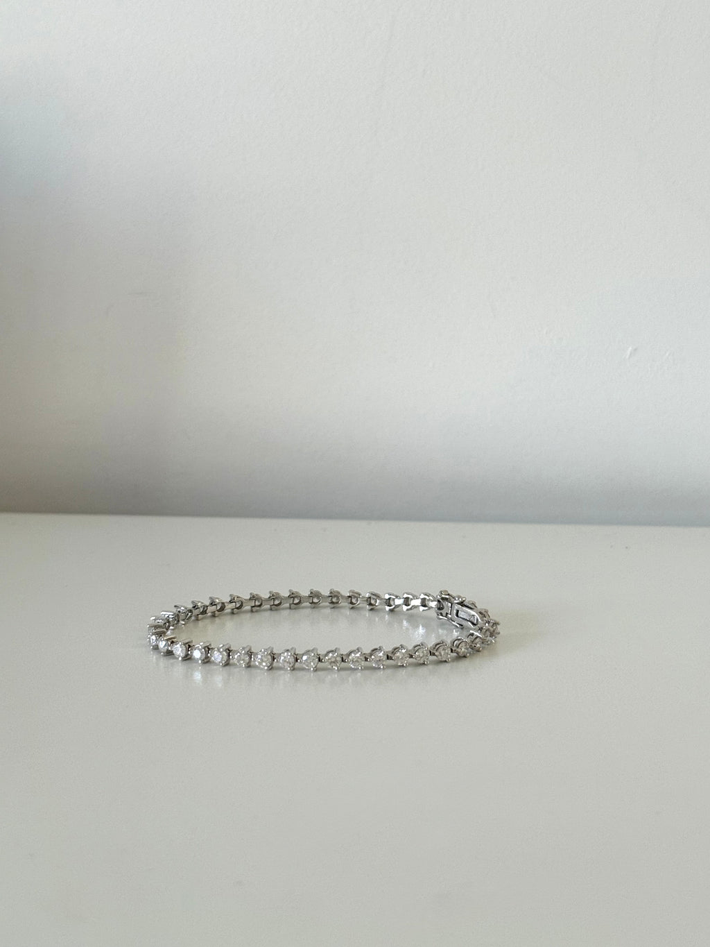 Scarlet Tennis Bracelet - 18k white gold